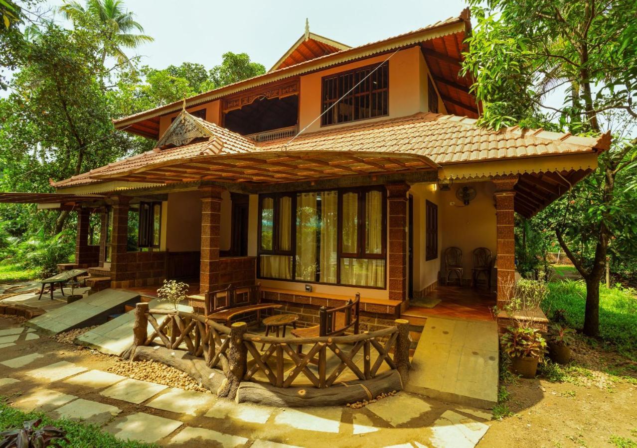 Neelambari Resorts Urakam エクステリア 写真