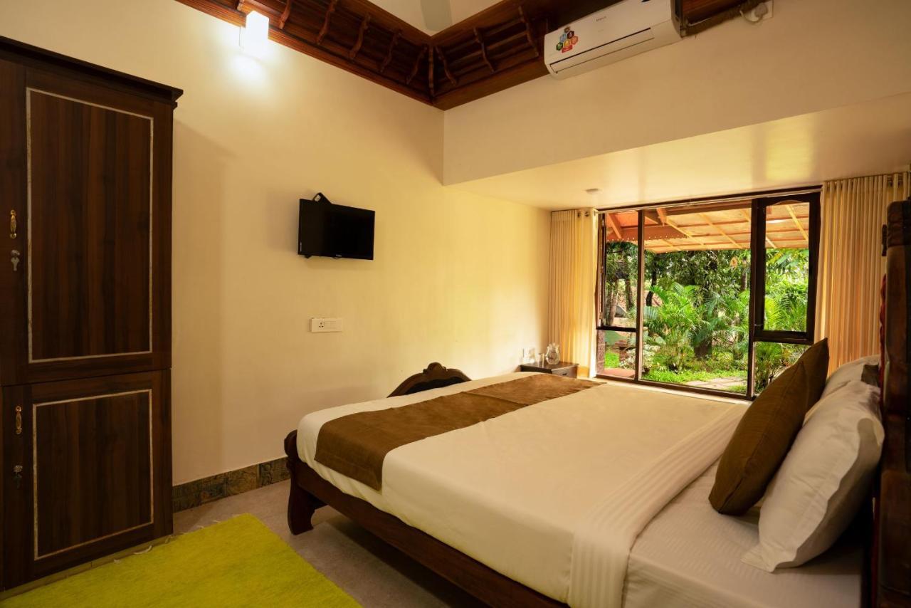 Neelambari Resorts Urakam エクステリア 写真