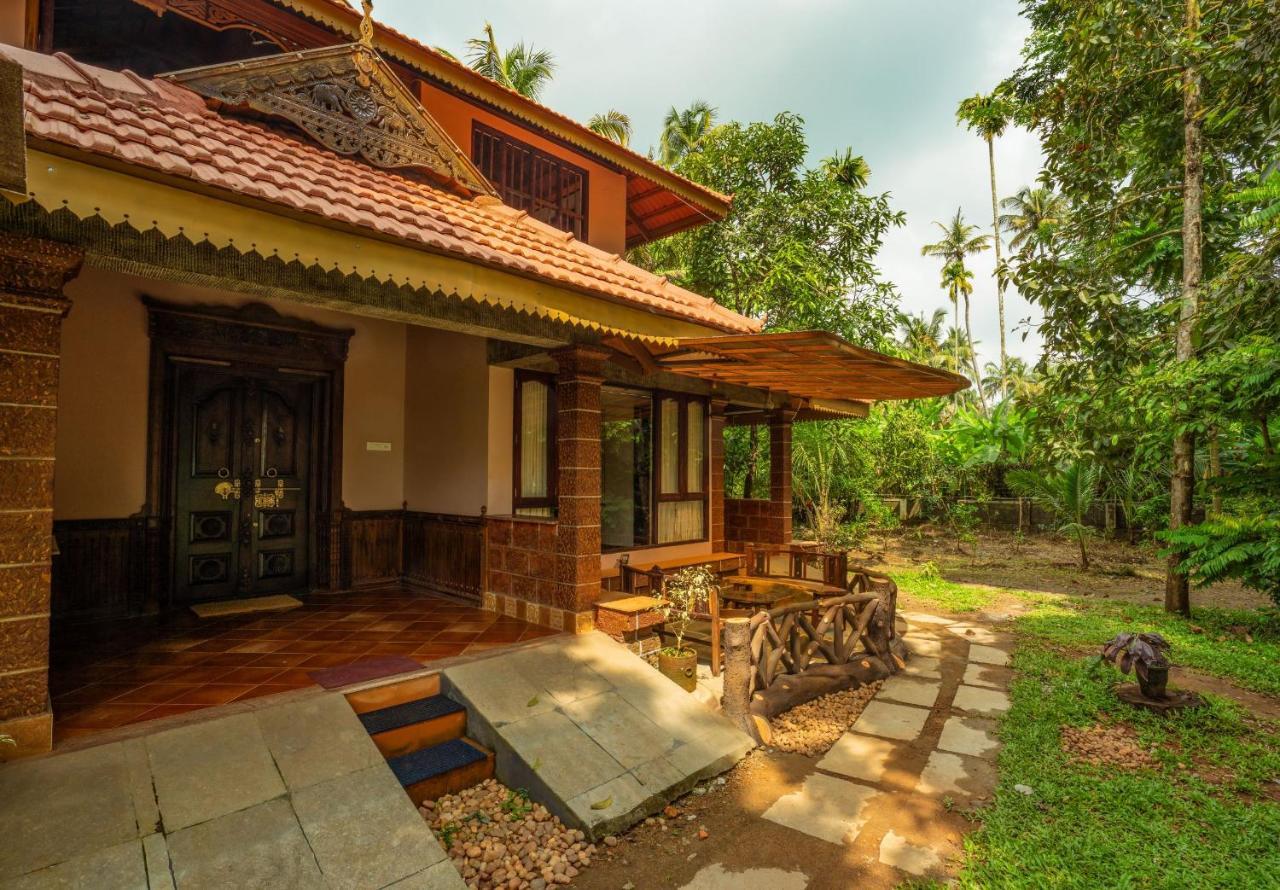 Neelambari Resorts Urakam エクステリア 写真